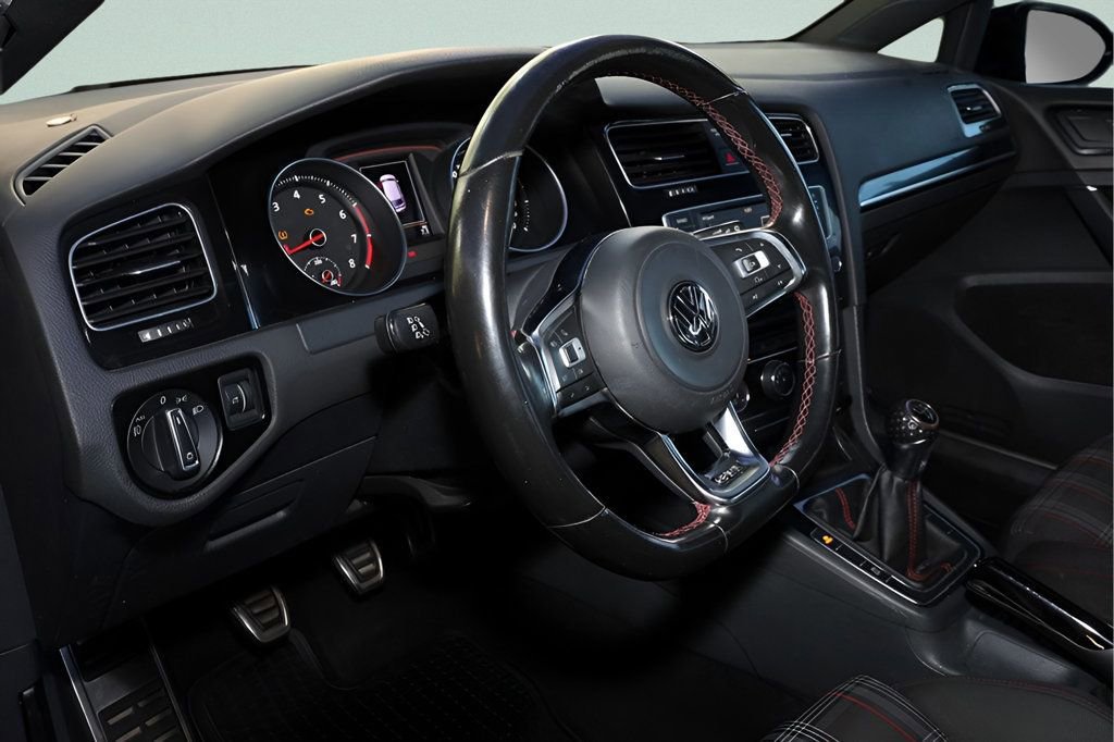 Used 2016 Volkswagen GTI S FWD image 19