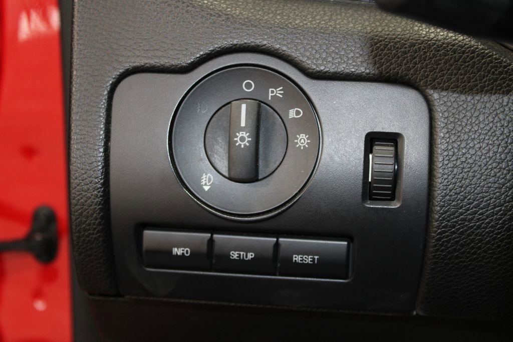 Used 2011 Ford Mustang Shelby GT500 w/ SVT Performance Pkg RWD image 37