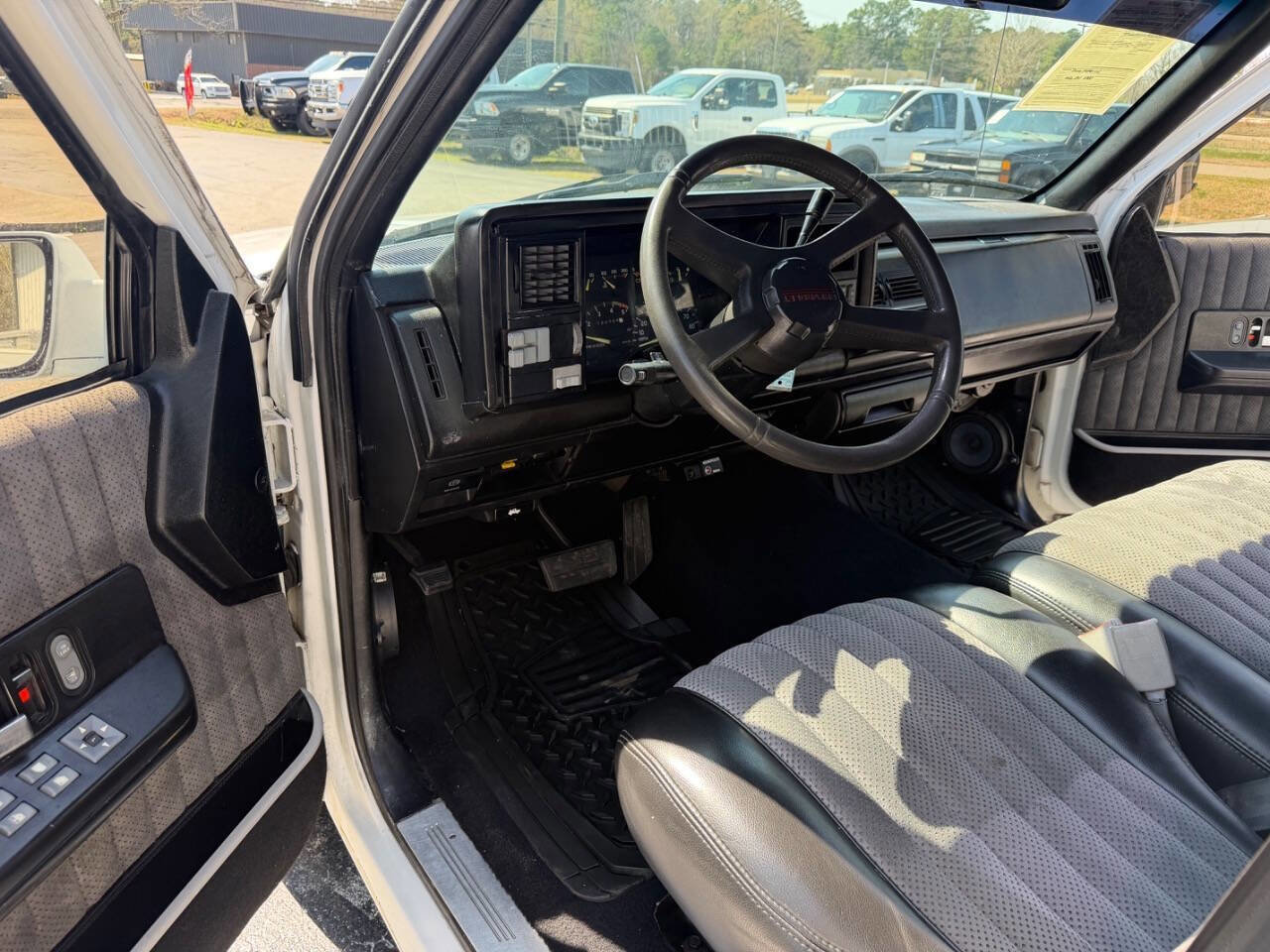 Used 1993 Chevrolet Silverado 3500 2WD Crew Cab image 8