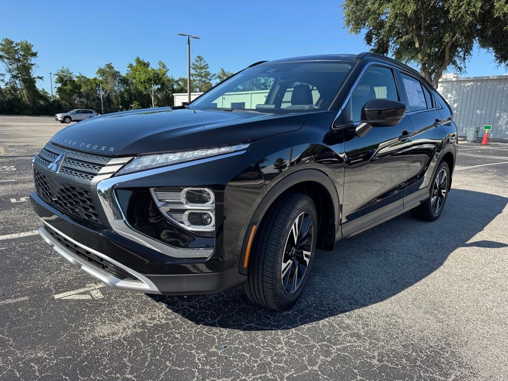 New 2025 Mitsubishi Eclipse Cross SE image 3