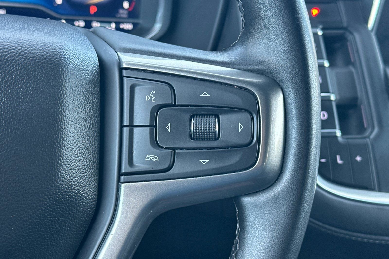 Used 2023 Chevrolet Tahoe LT image 29