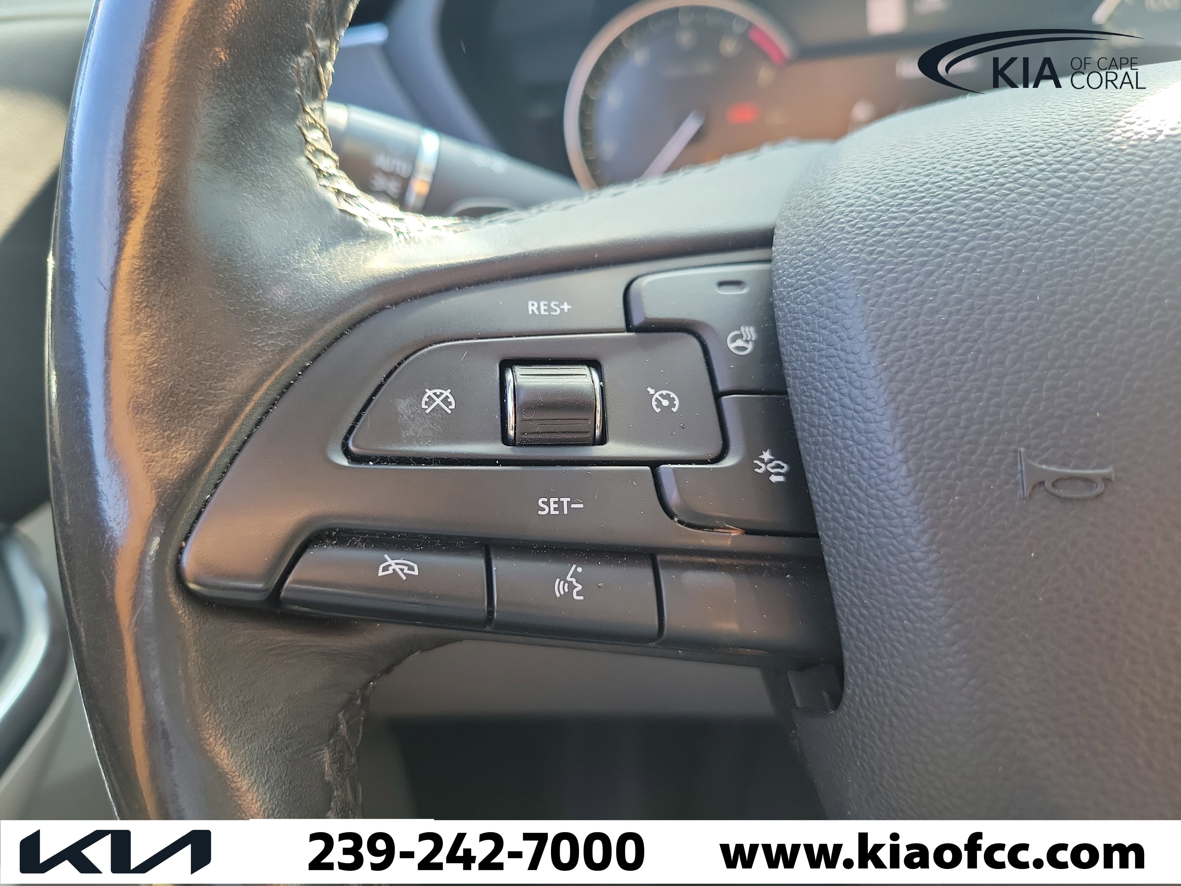 Used 2019 Cadillac XT4 Premium Luxury FWD image 24