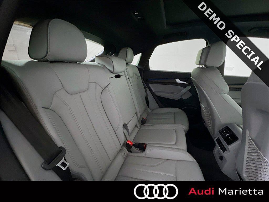 New 2025 Audi Q5 2.0T Premium Plus AWD/4WD image 30
