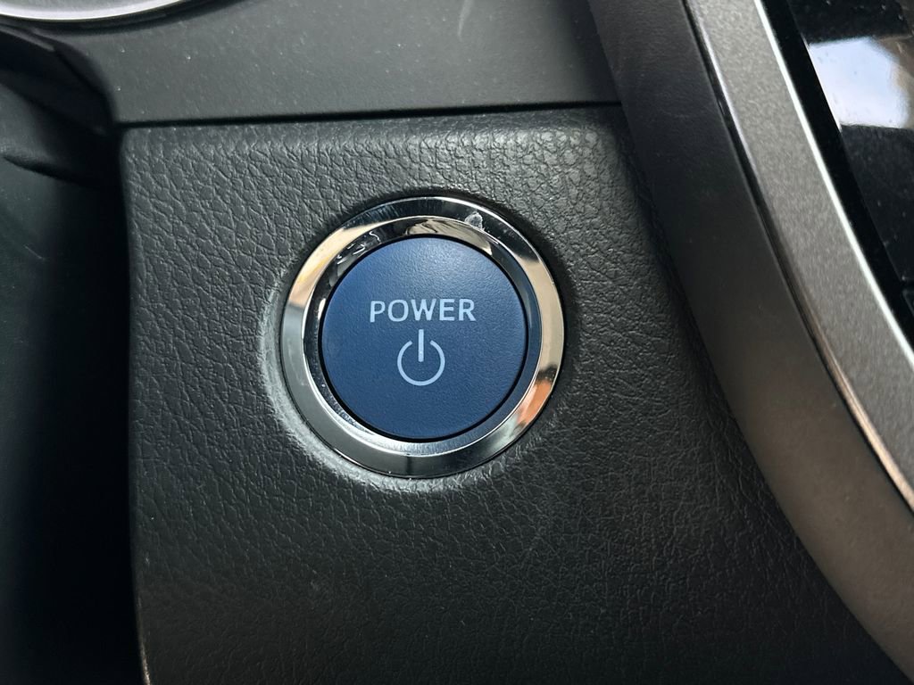 Used 2024 Toyota Camry LE image 27
