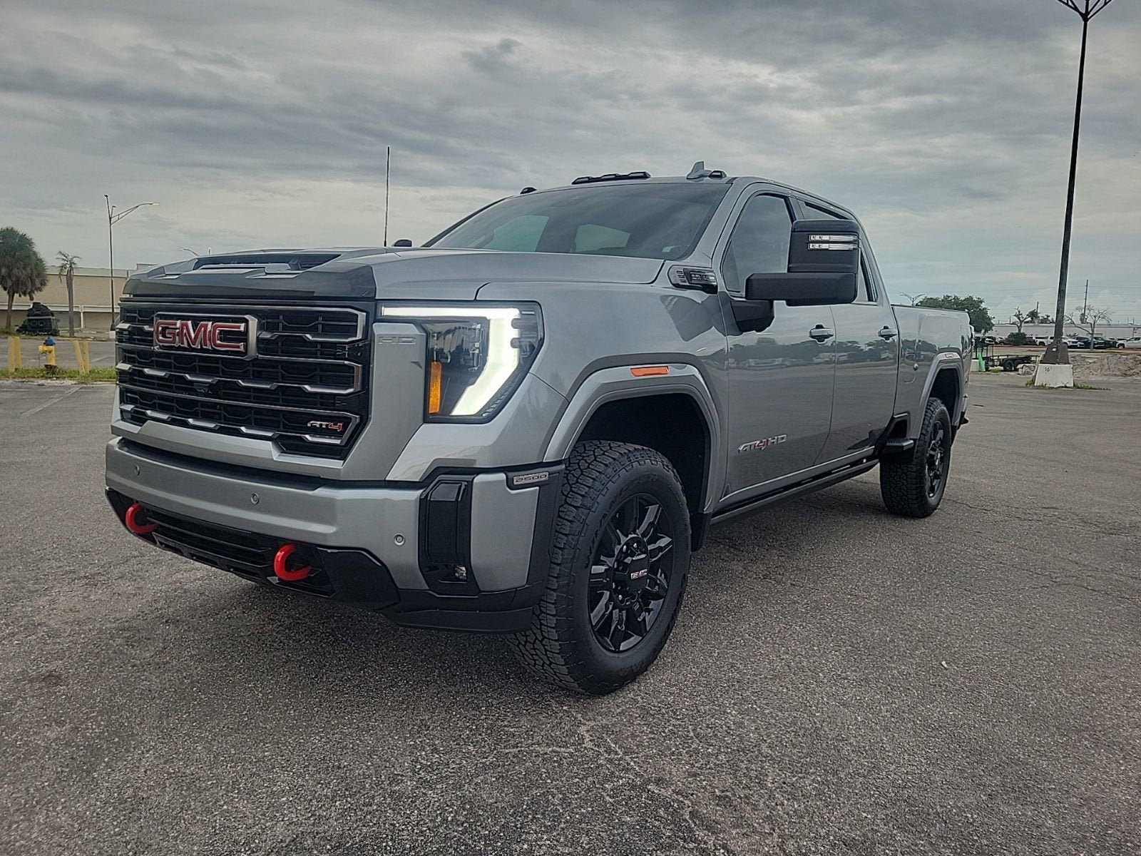 Used 2025 GMC Sierra 2500 AT4 w/ Technology Package AWD/4WD video 2