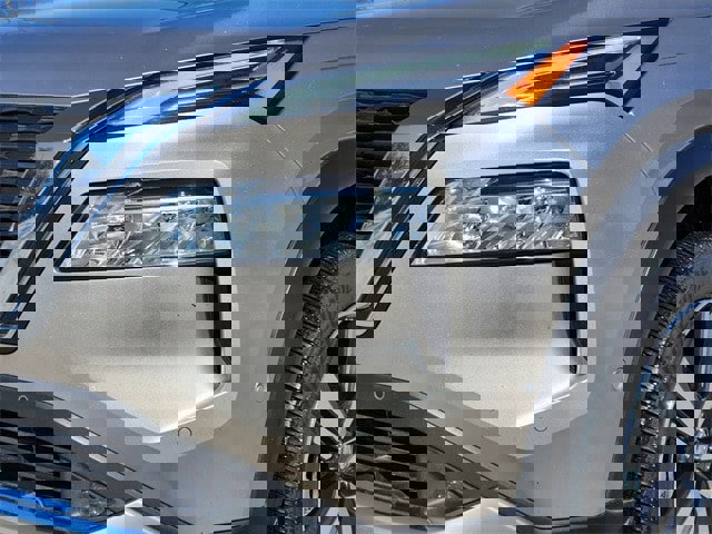 Used 2021 Nissan Rogue Platinum image 5