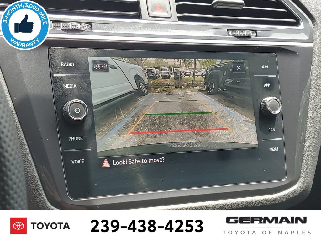 Used 2022 Volkswagen Tiguan SEL R-Line AWD/4WD image 25