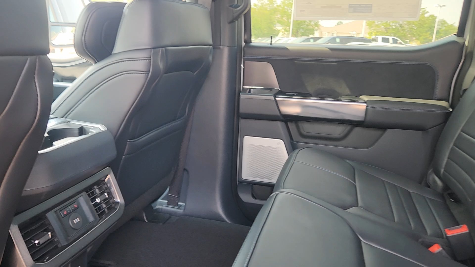 New 2026 Ford F350 Platinum AWD/4WD image 37