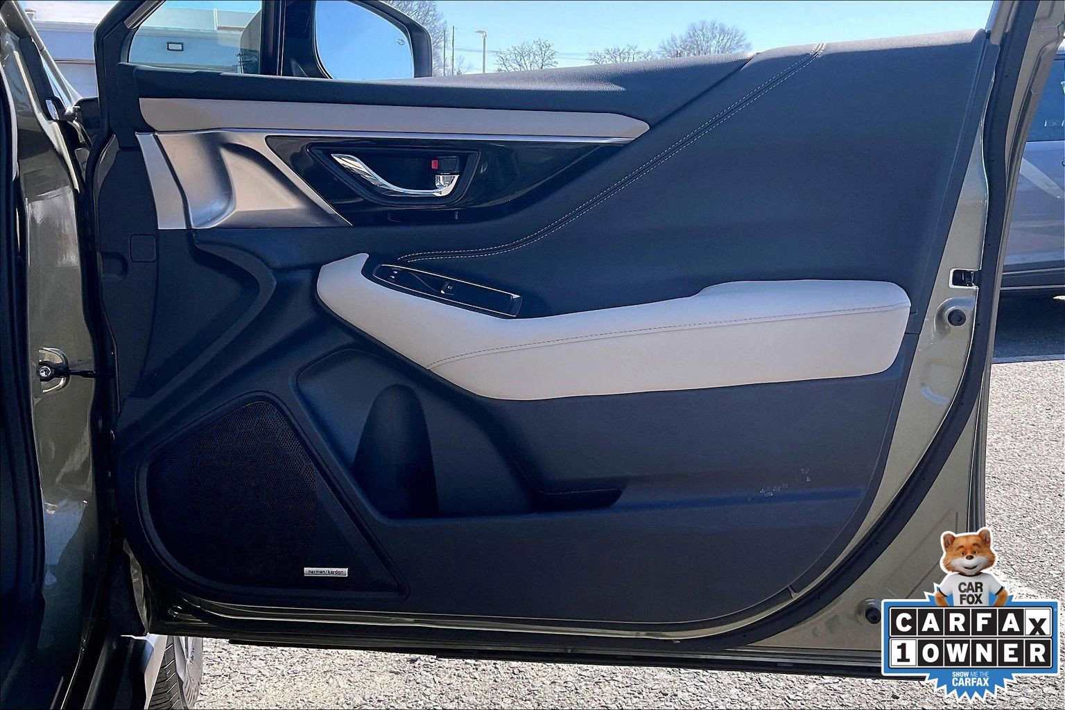 Used 2023 Subaru Outback Limited image 24