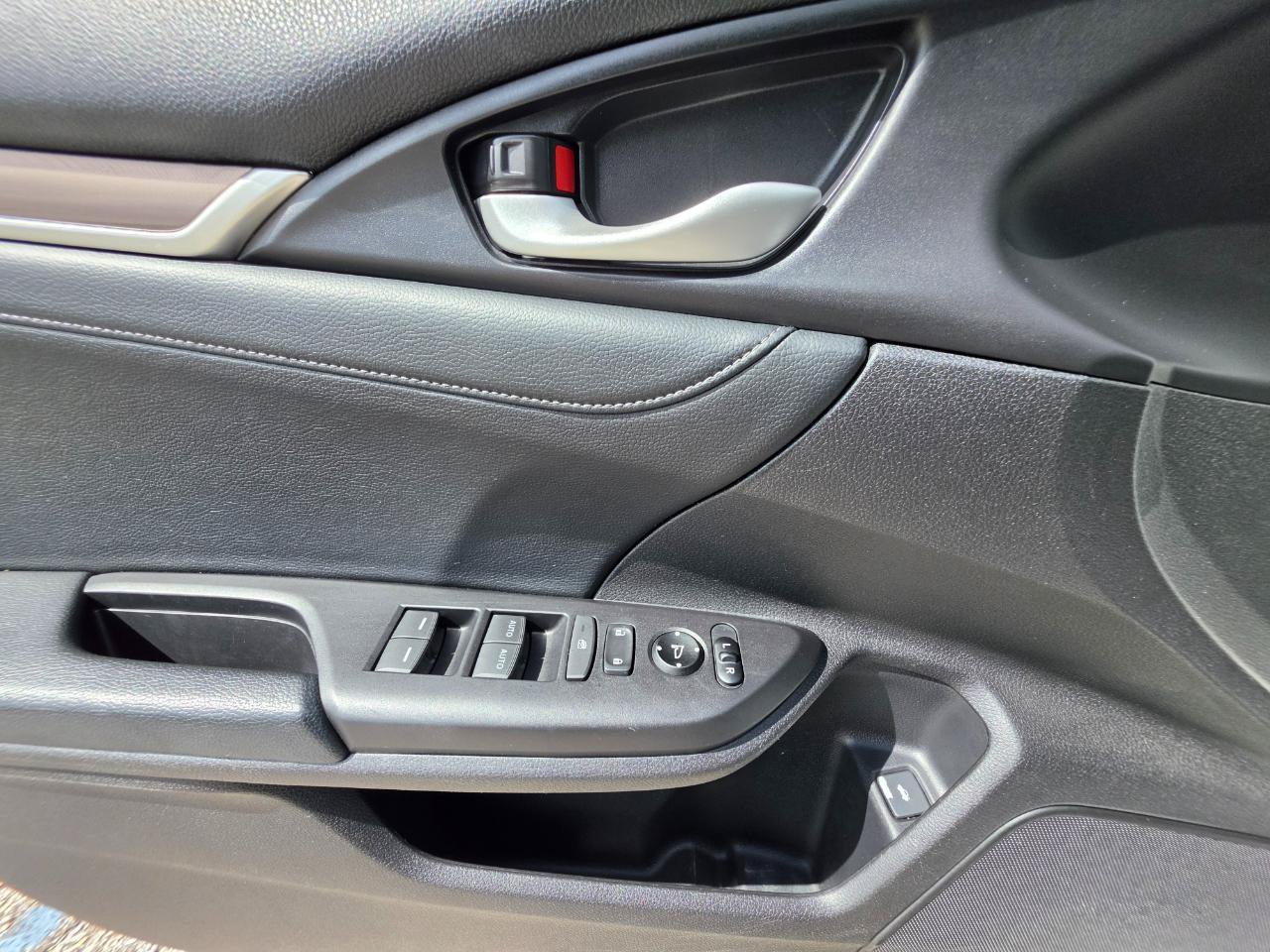 Used 2019 Honda Civic EX-L image 14