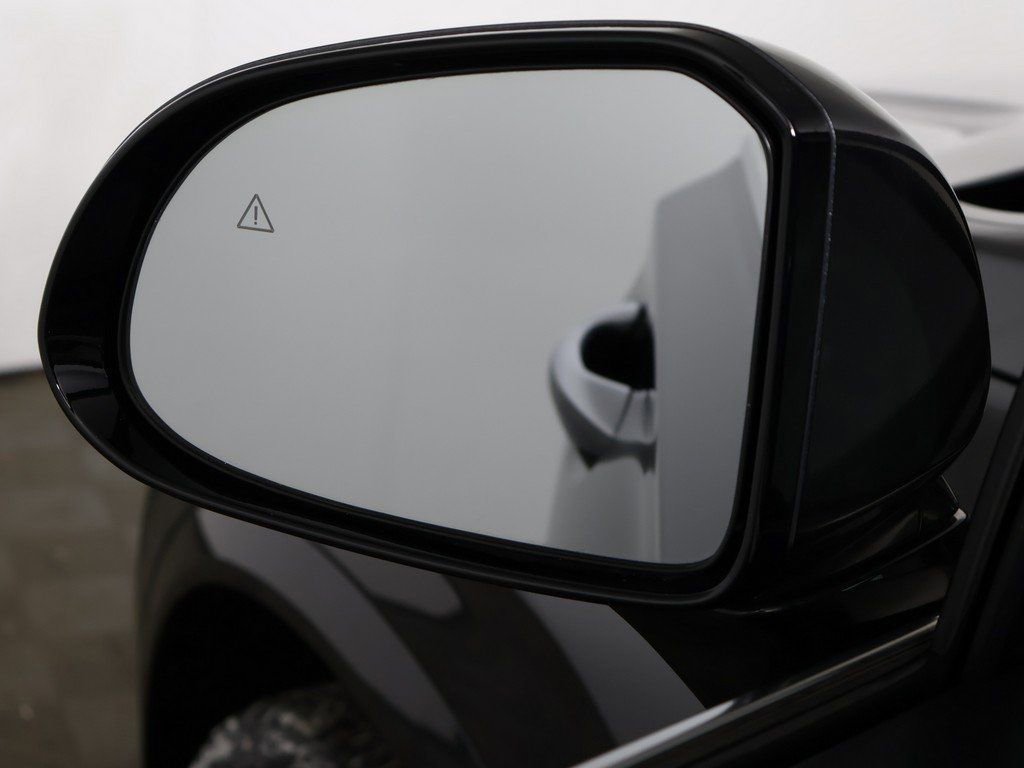 Used 2023 Hyundai Santa Fe Calligraphy image 40