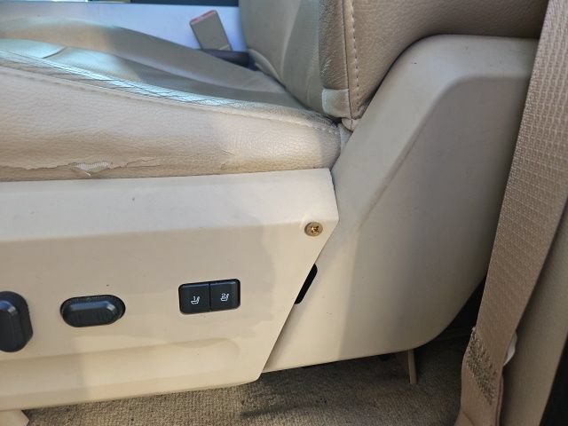Used 2014 Ford Expedition EL XLT w/ Equipment Group 202A AWD/4WD image 7