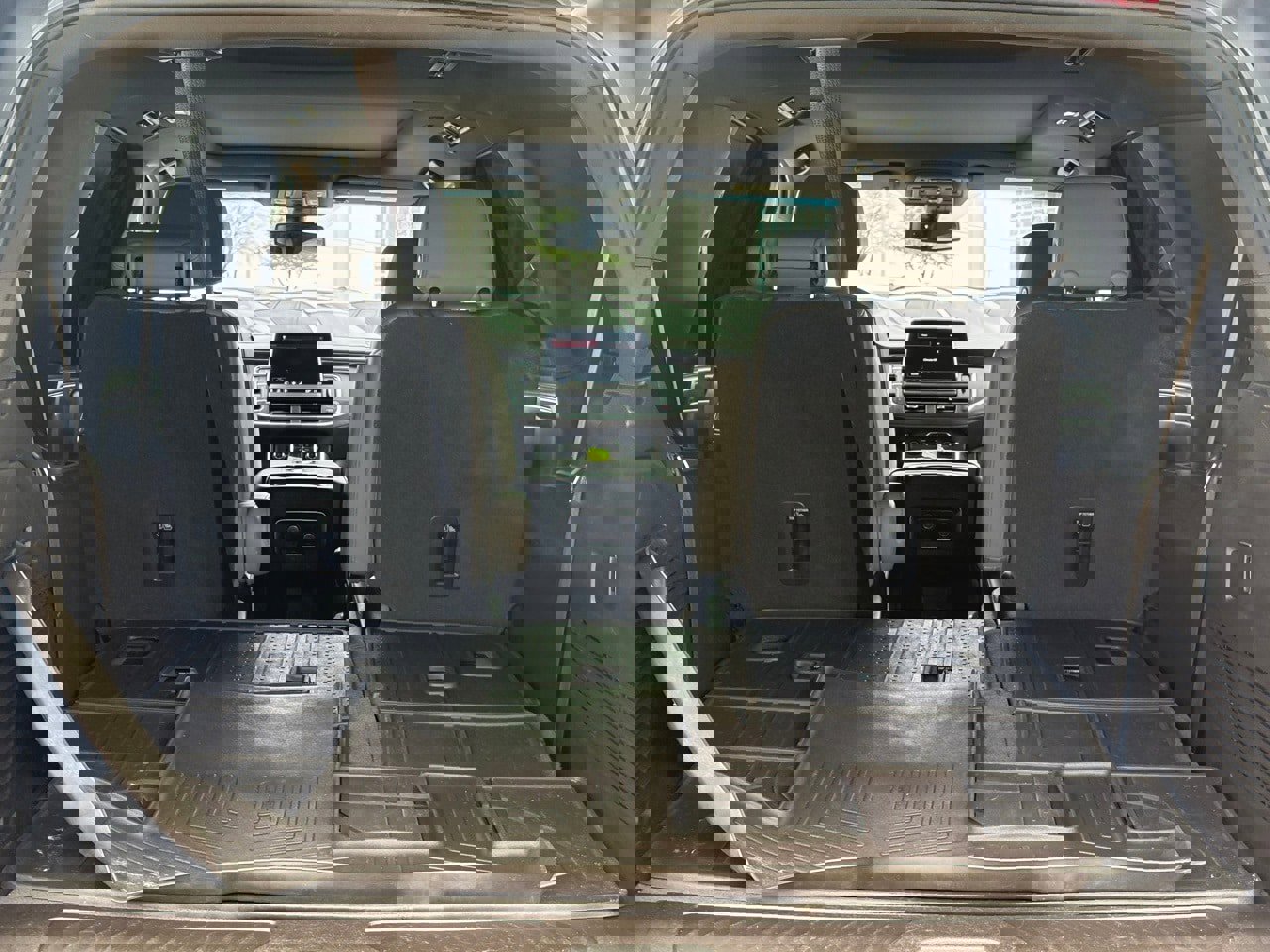 Used 2021 Chevrolet Tahoe LT image 40