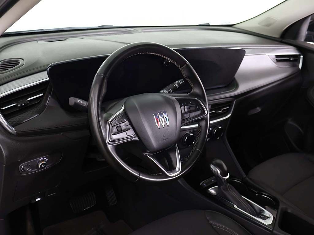 Used 2024 Buick Encore GX Preferred FWD image 24