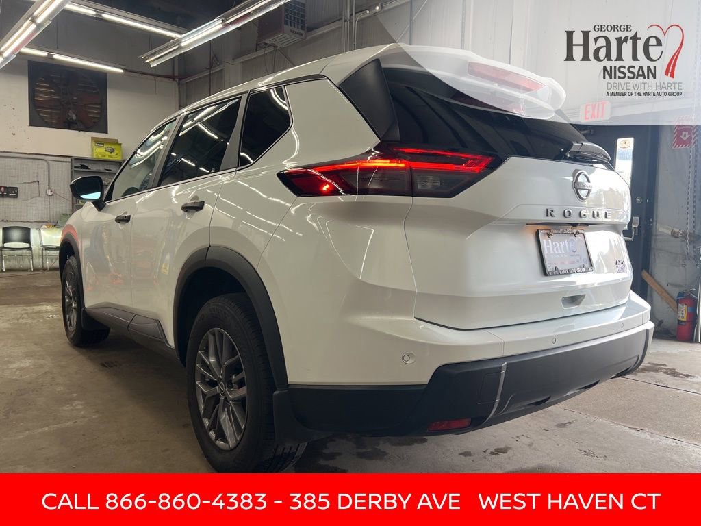 Certified 2025 Nissan Rogue S image 3