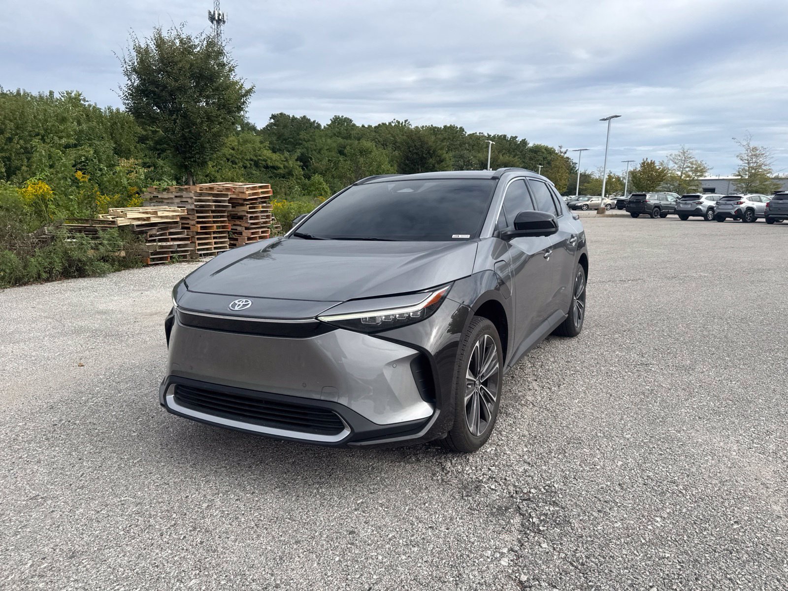 Used 2024 Toyota bZ4X AWD w/ Weather Package image 4