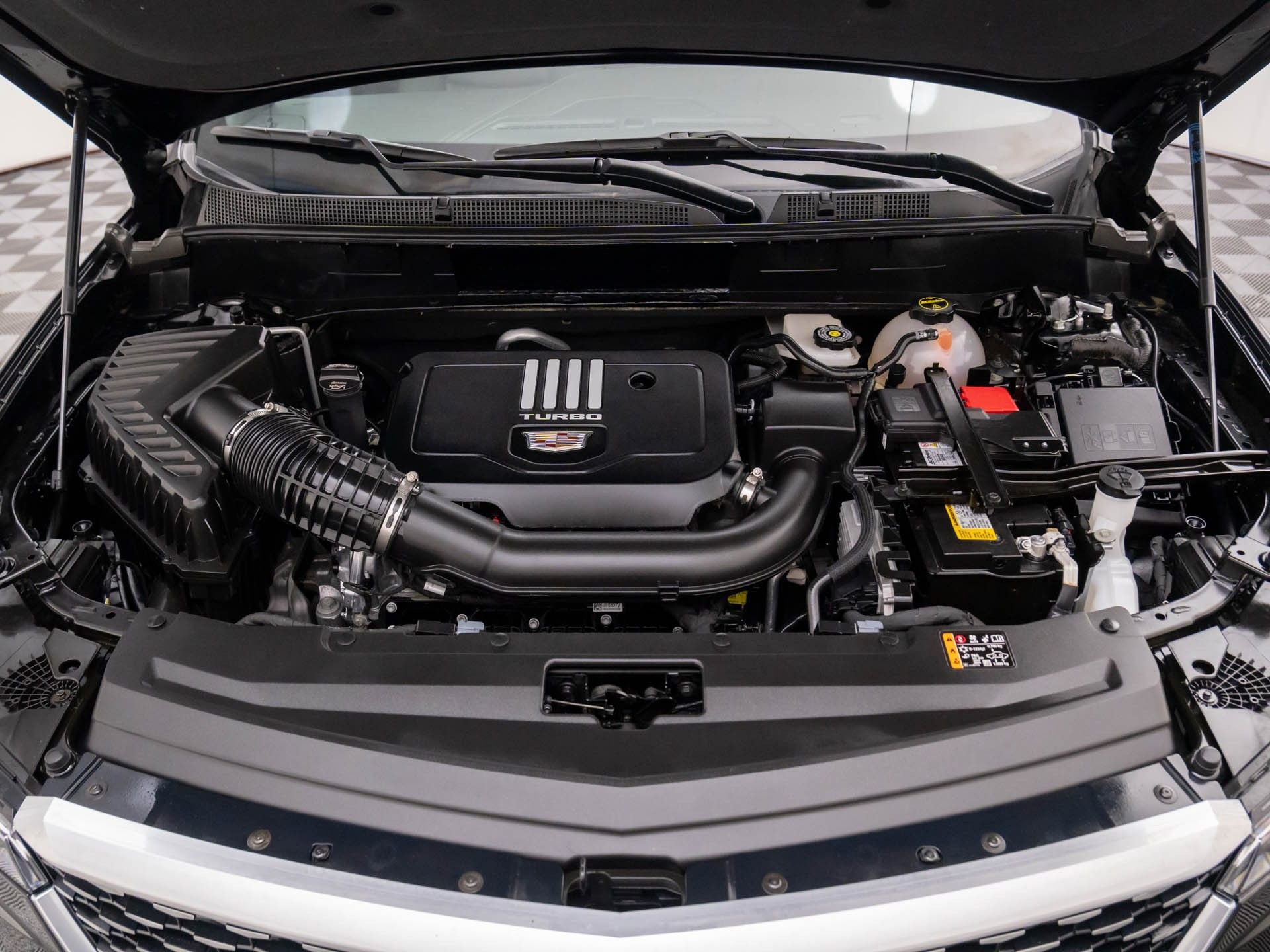 New 2025 Cadillac XT6 Luxury image 24