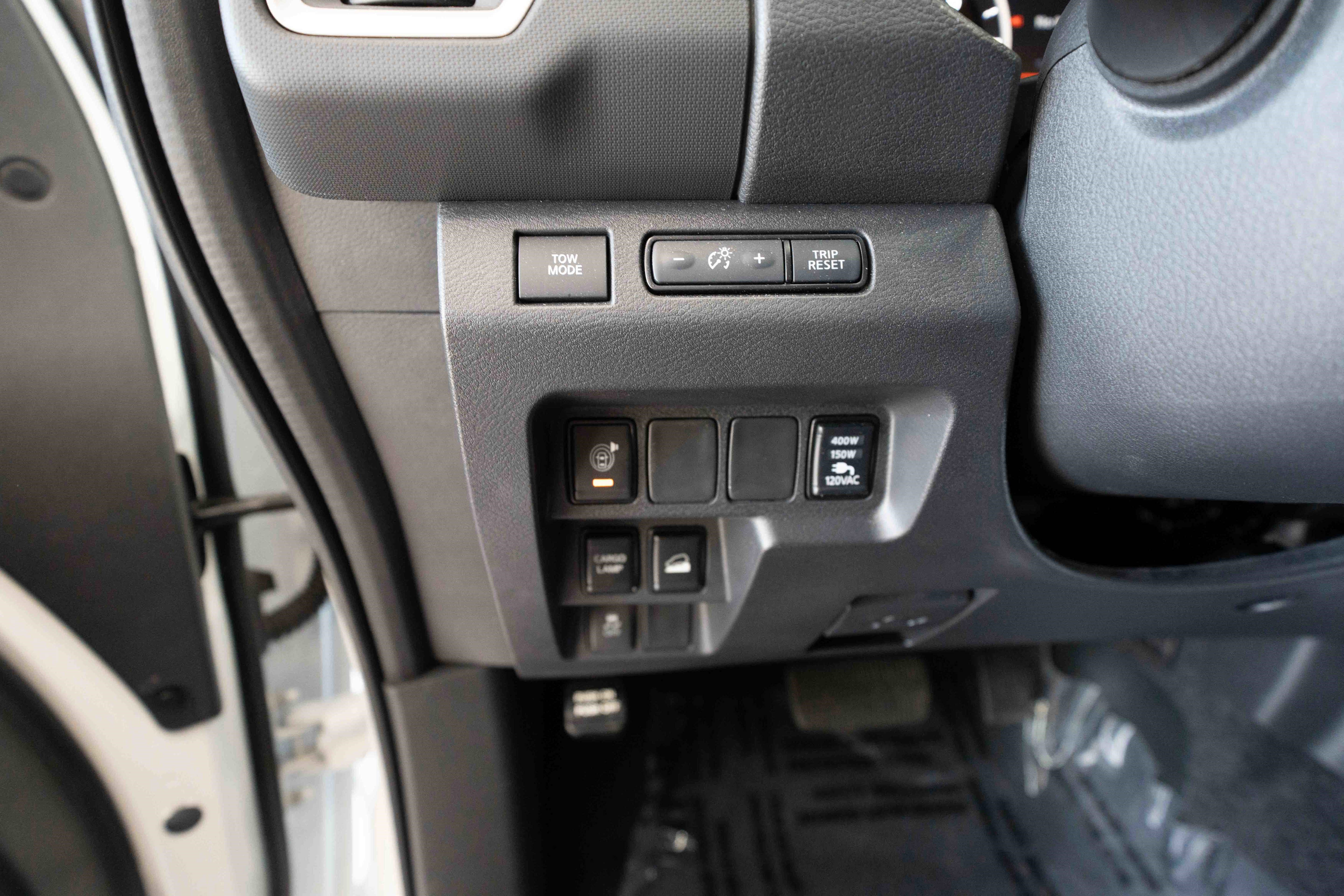 Used 2024 Nissan Frontier SV w/ SV Convenience Package image 11