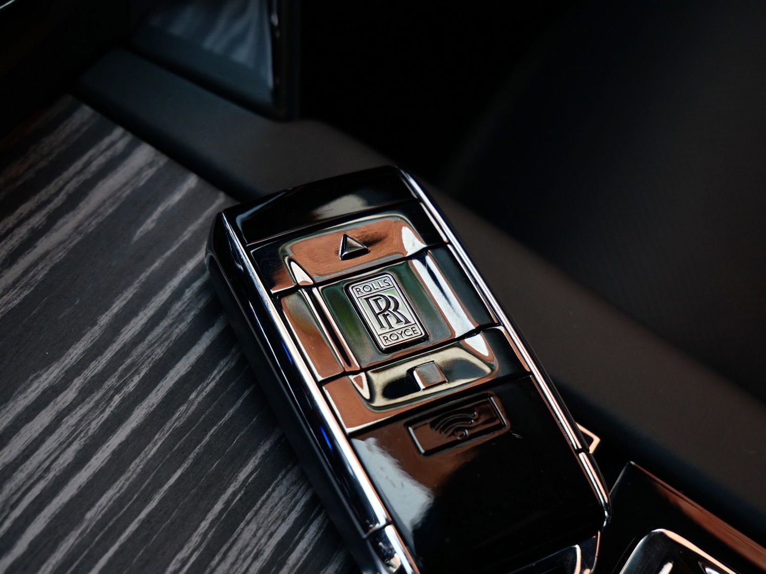 Used 2026 Rolls-Royce Cullinan image 34