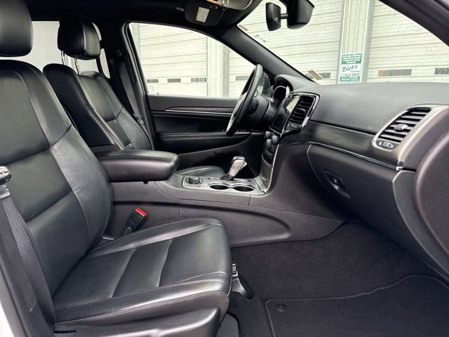 Used 2021 Jeep Grand Cherokee Limited w/ Trailer Tow Group IV image 12