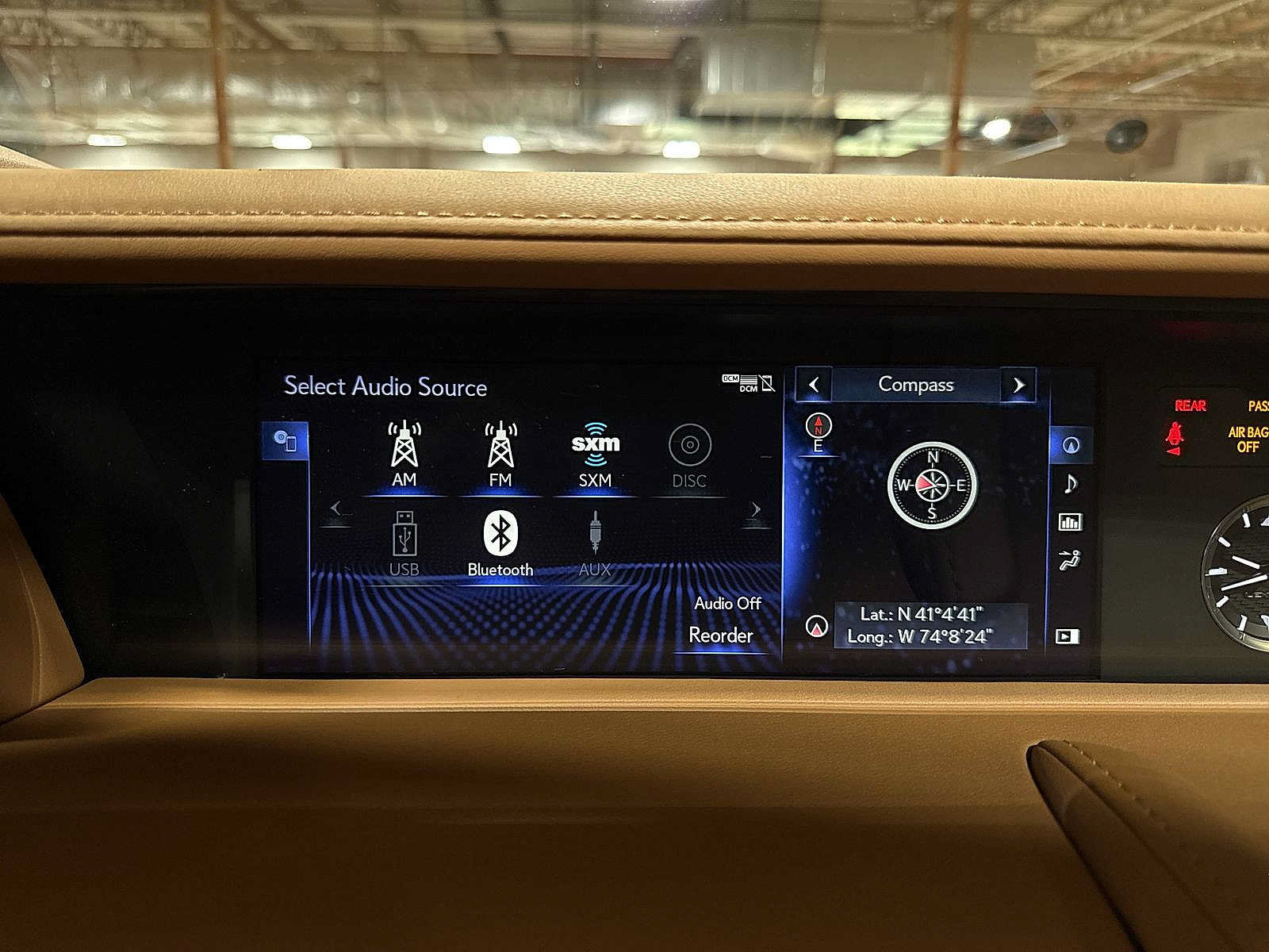 Used 2018 Lexus LC 500 Coupe w/ Touring Package RWD image 20