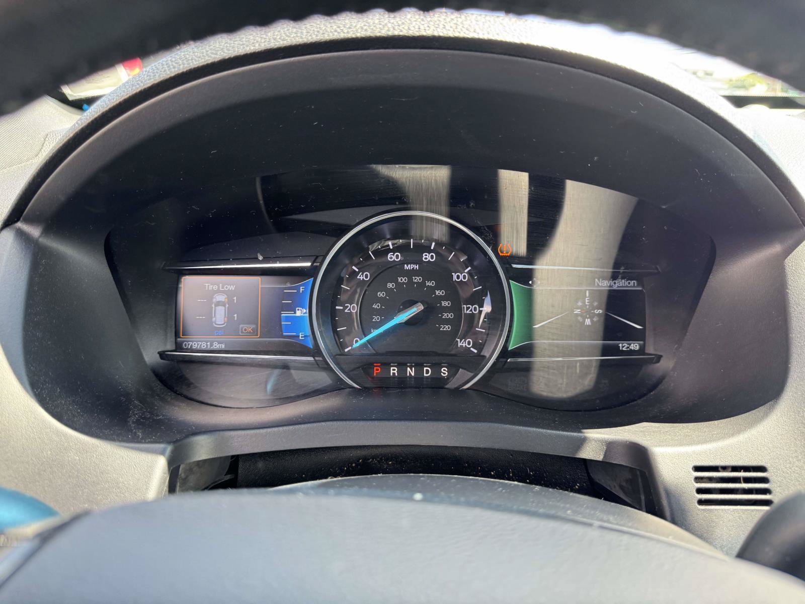 Used 2017 Ford Explorer XLT w/ Equipment Group 202A AWD/4WD image 24