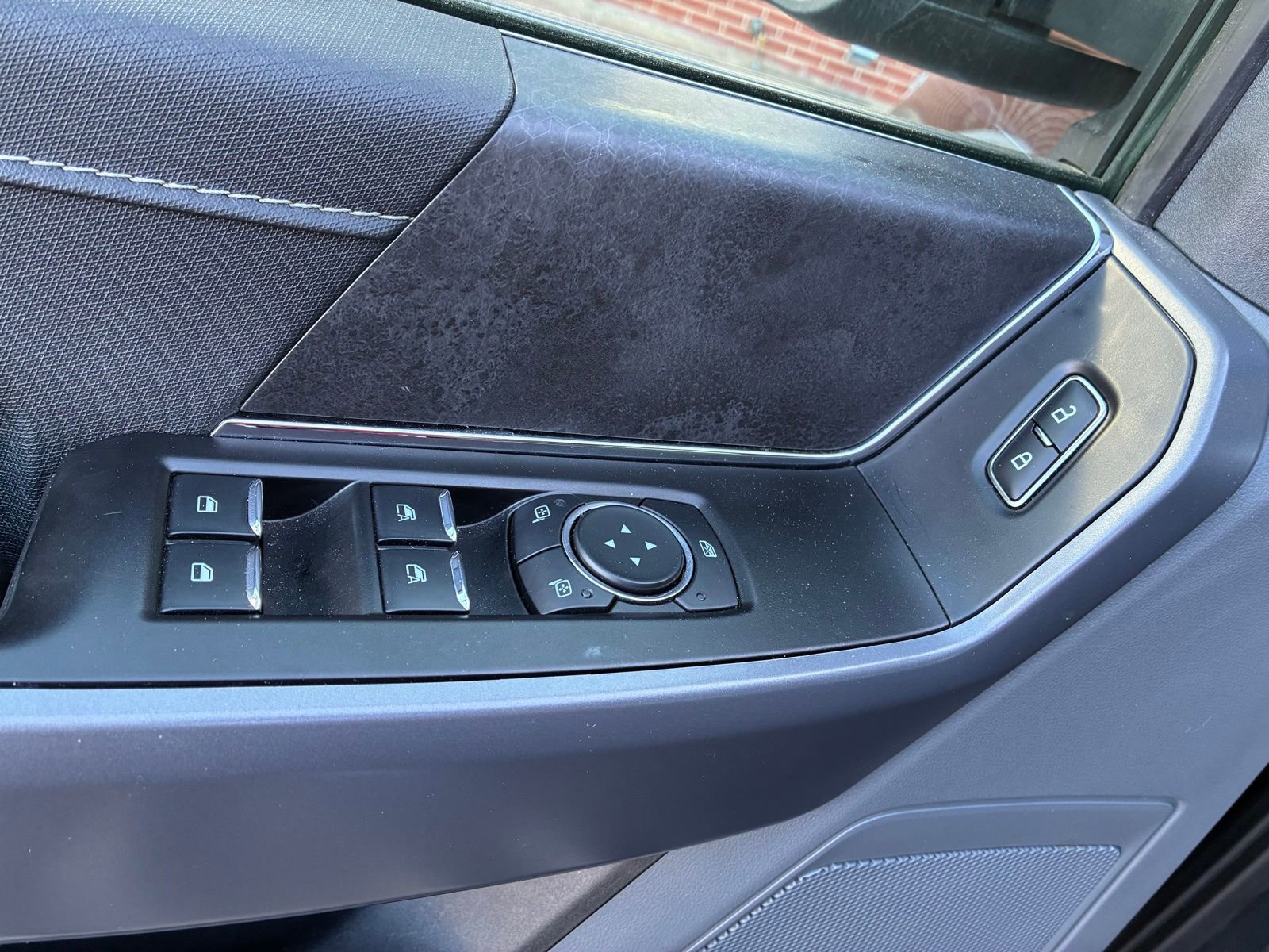 Used 2025 Ford F150 XLT w/ Equipment Group 301A Standard image 6