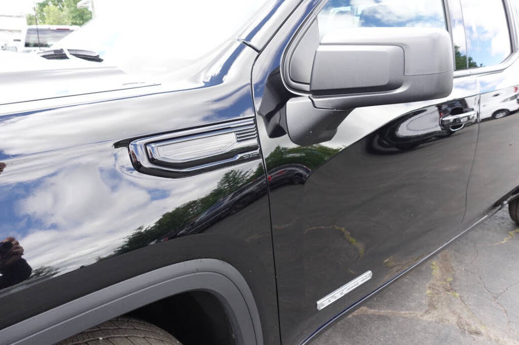 Used 2023 GMC Sierra 1500 Elevation AWD/4WD image 8