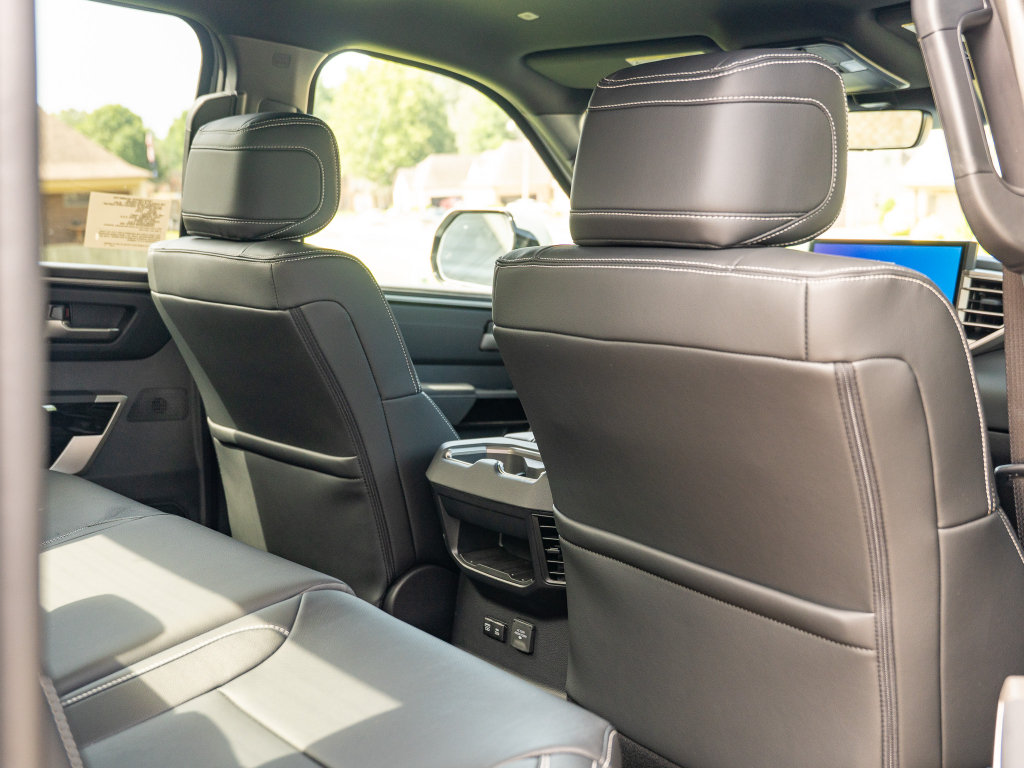 New 2026 Toyota Tundra Limited AWD/4WD image 16