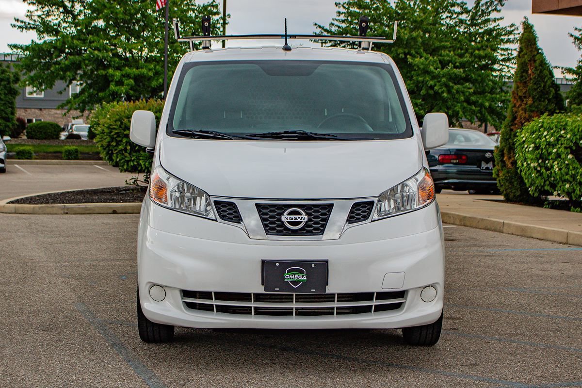 Used 2018 Nissan NV200 SV w/ Navigation Package FWD image 2