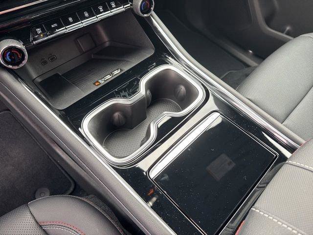 New 2026 Chevrolet Traverse Z71 w/ Driver Confidence Package image 15