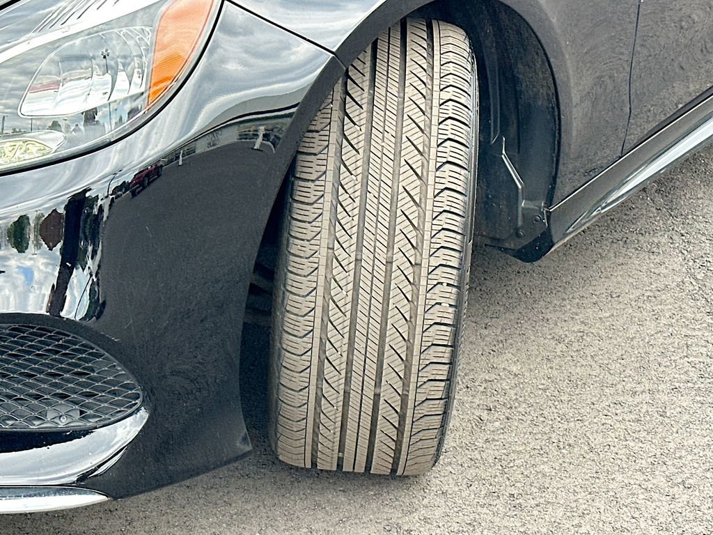 Used 2015 Mercedes-Benz E 350 Sedan image 25