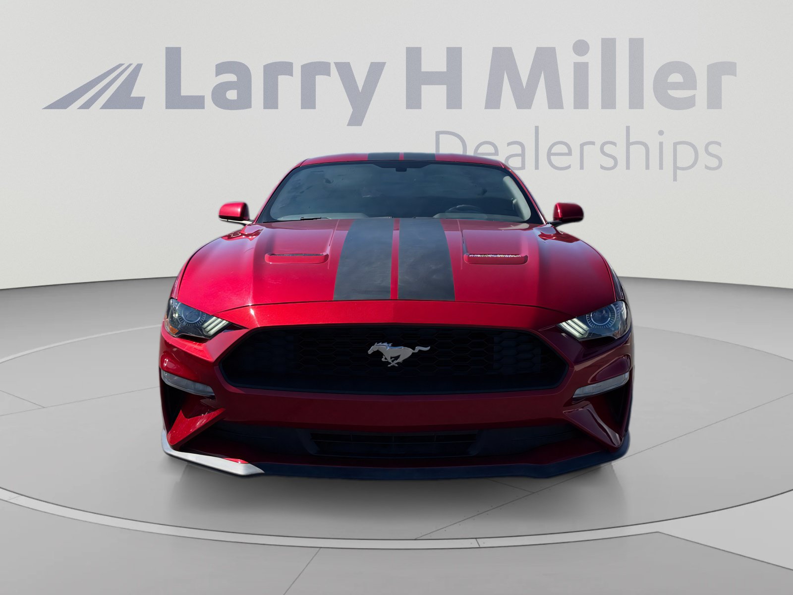 Used 2020 Ford Mustang Coupe RWD image 8