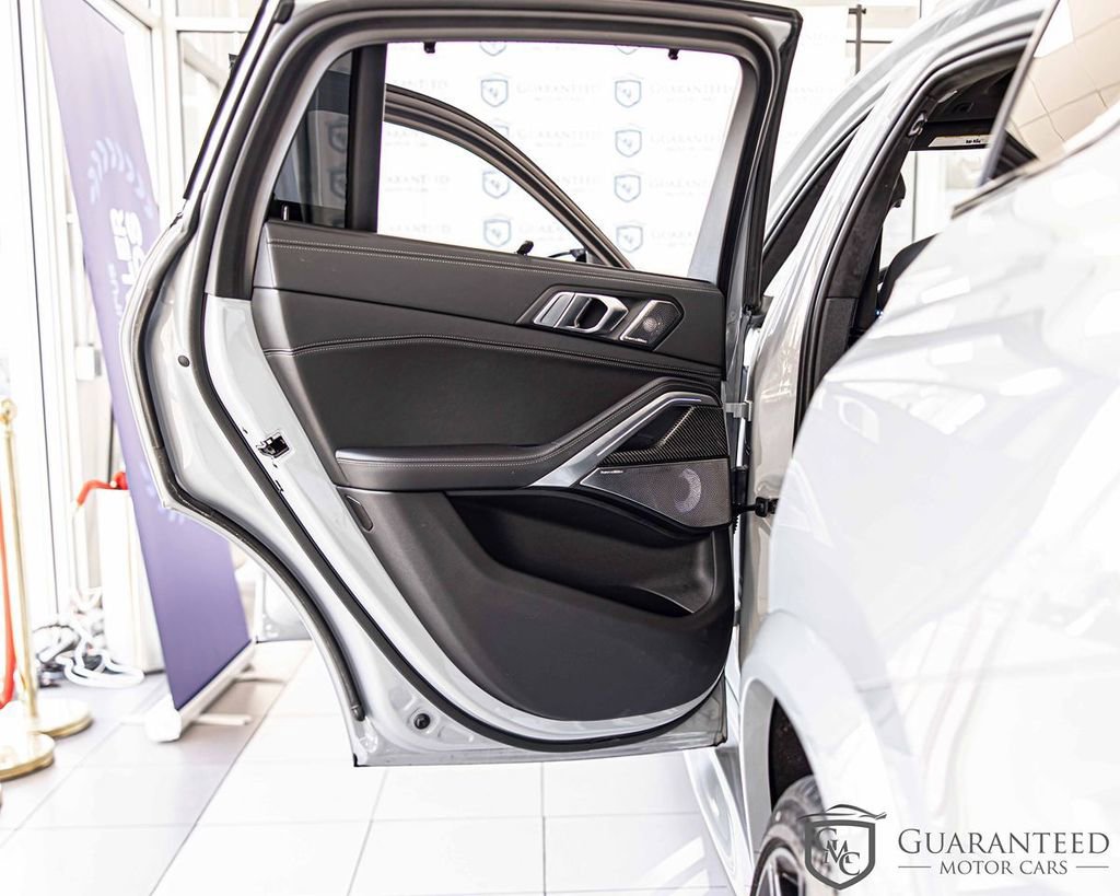 Used 2025 BMW X6 M Competition w/ Executive Package AWD/4WD image 36