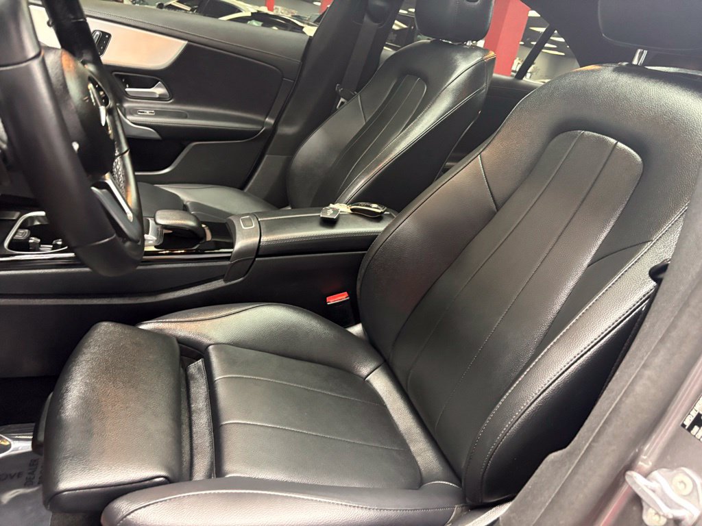 Used 2023 Mercedes-Benz CLA 250 image 34