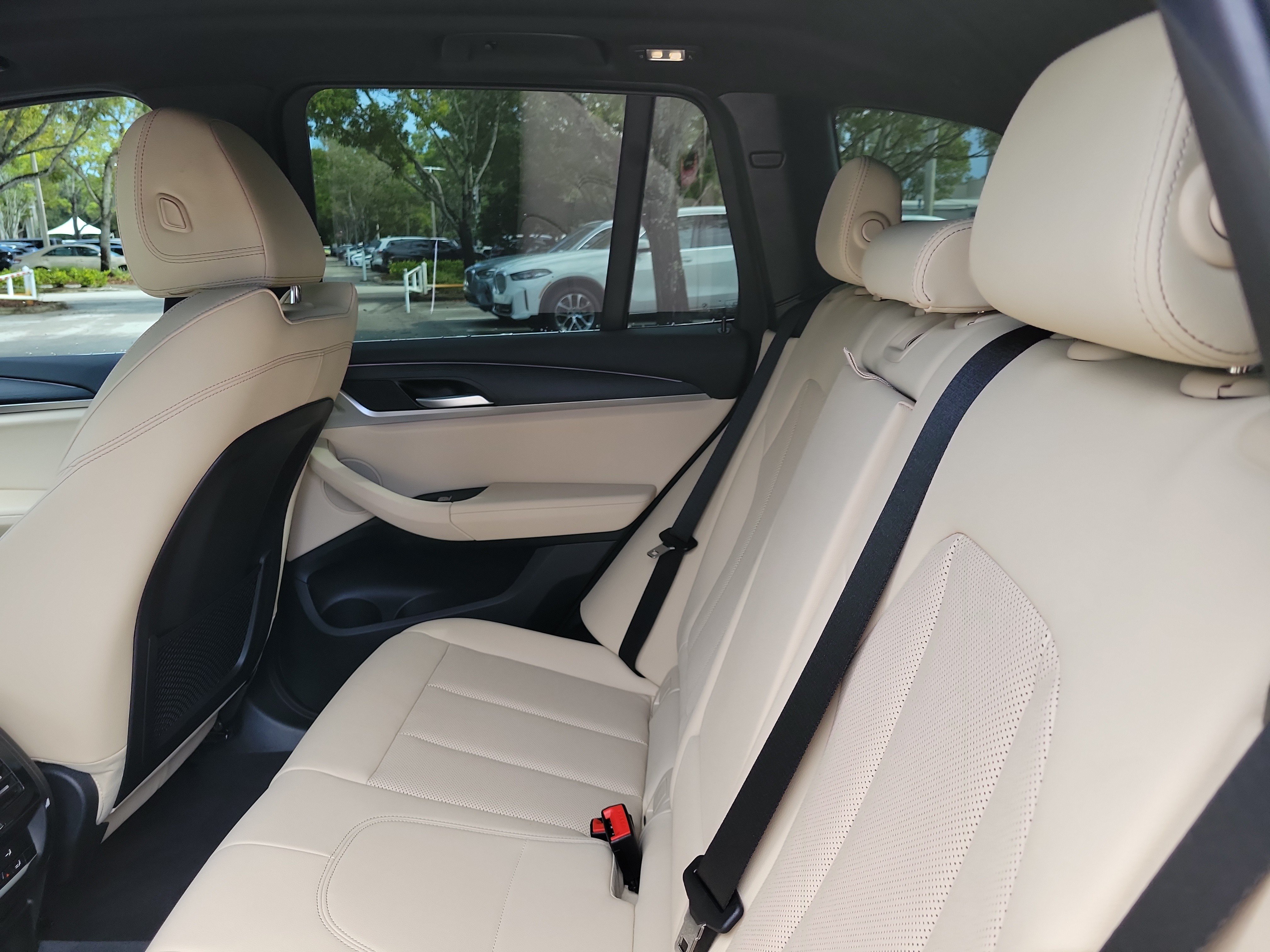Certified 2024 BMW X3 sDrive30i w/ Convenience Package w/ZPA RWD image 7