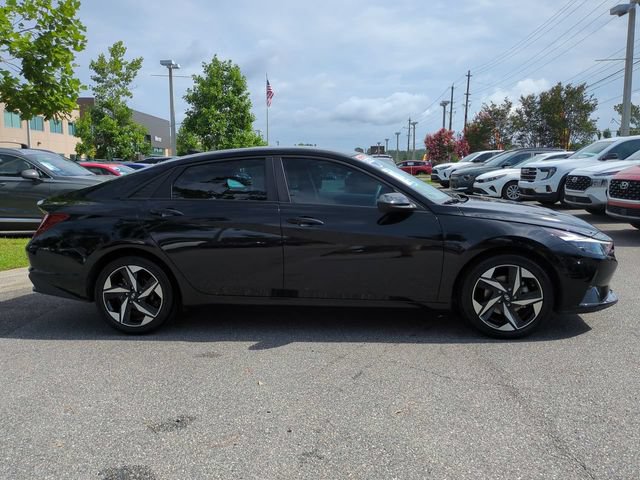 Certified 2023 Hyundai Elantra SEL w/ Convenience Package FWD image 4