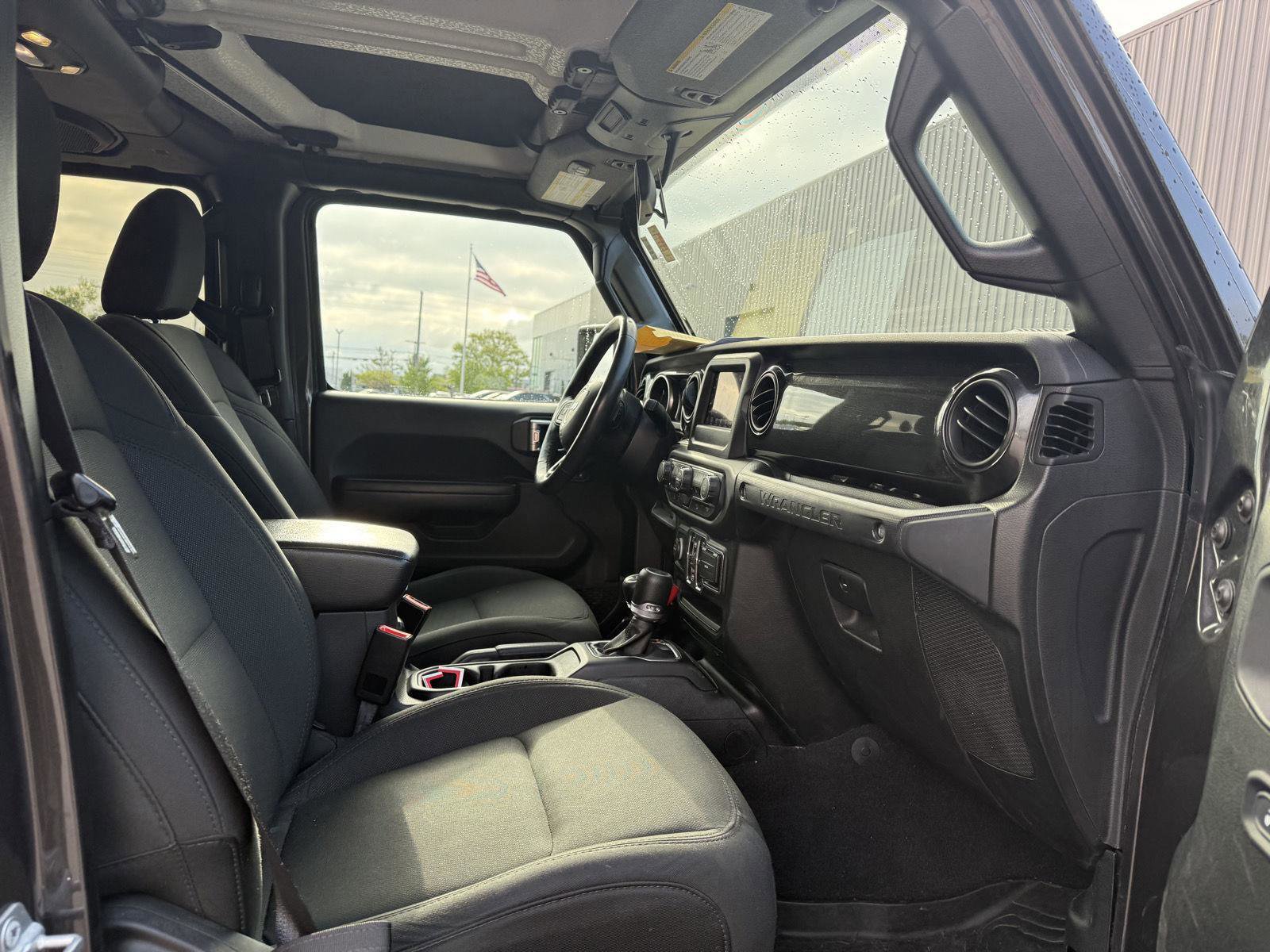 Used 2020 Jeep Wrangler Unlimited Sport AWD/4WD image 11