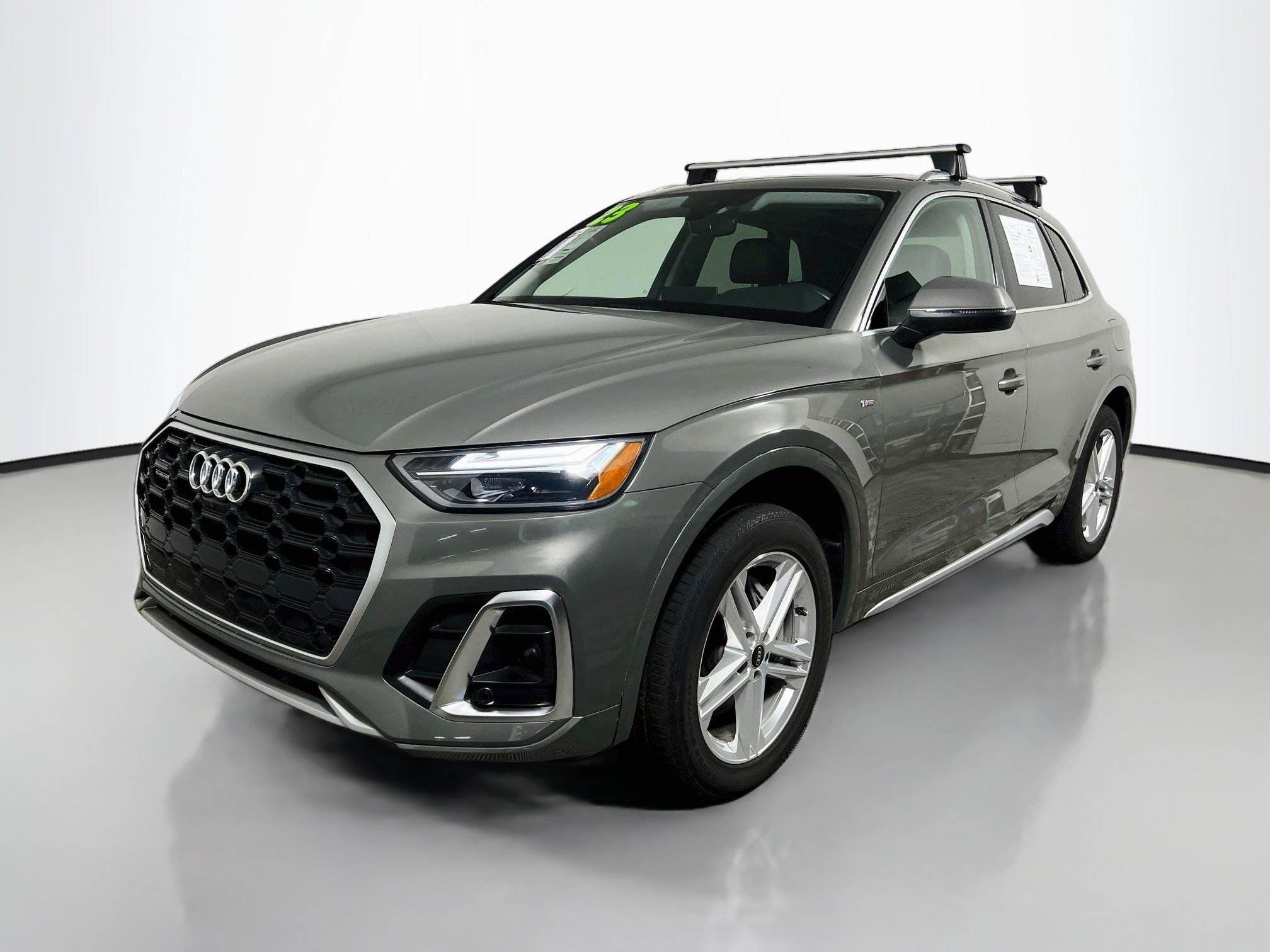 Used 2023 Audi Q5 e Premium Plus w/ Premium Plus Package AWD/4WD image 10