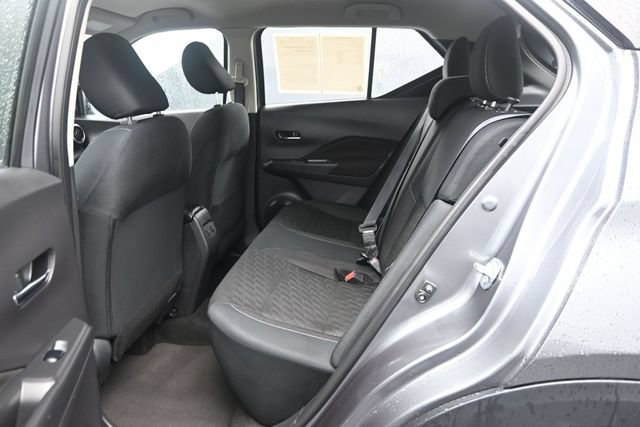Used 2023 Nissan Kicks SV FWD image 9