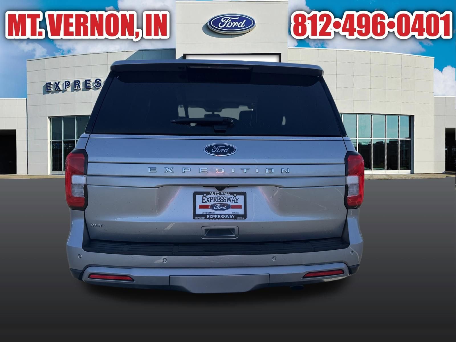 Used 2024 Ford Expedition XLT AWD/4WD image 8