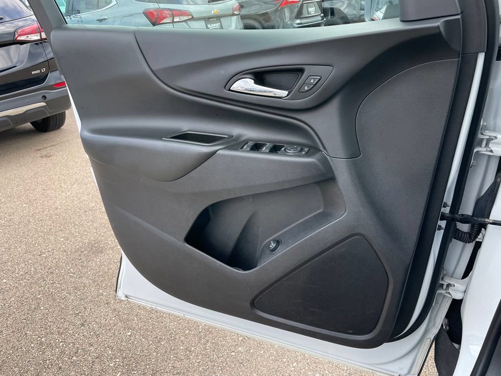 Used 2024 Chevrolet Equinox LT AWD/4WD image 43