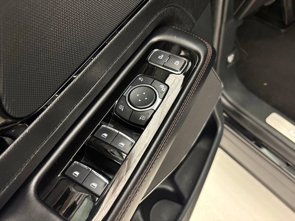 Used 2023 Lincoln Aviator Reserve RWD image 4