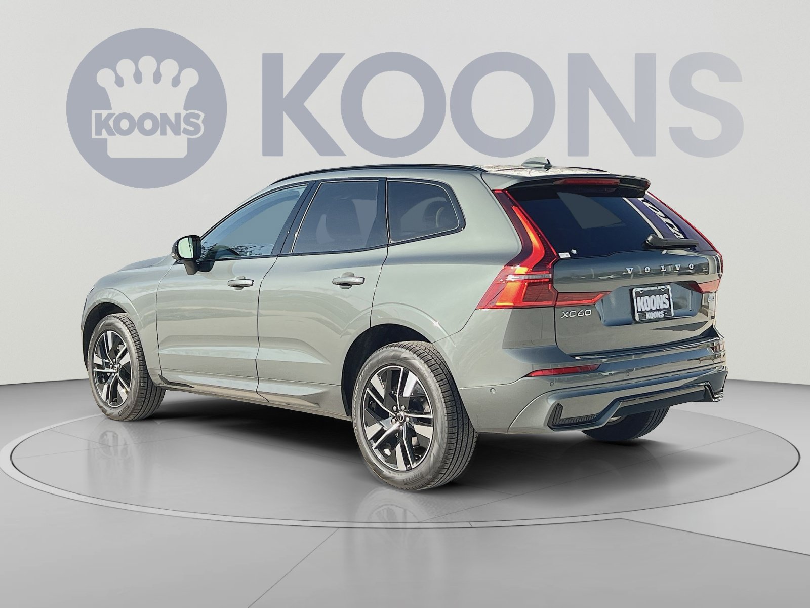 New 2026 Volvo XC60 B5 Plus w/ Protection Package Premier AWD/4WD image 14