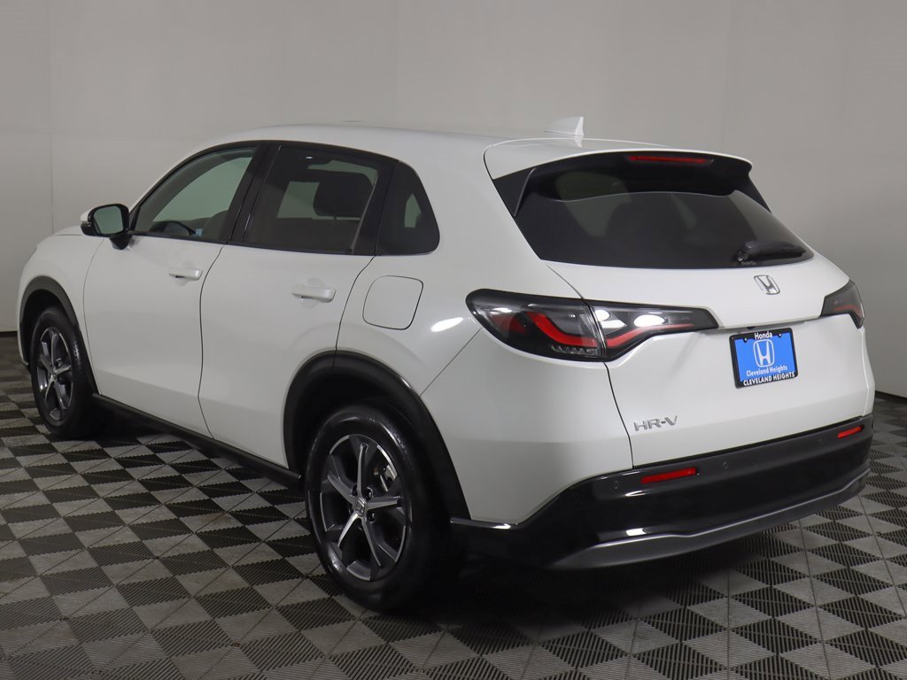 Used 2025 Honda HR-V EX-L image 9