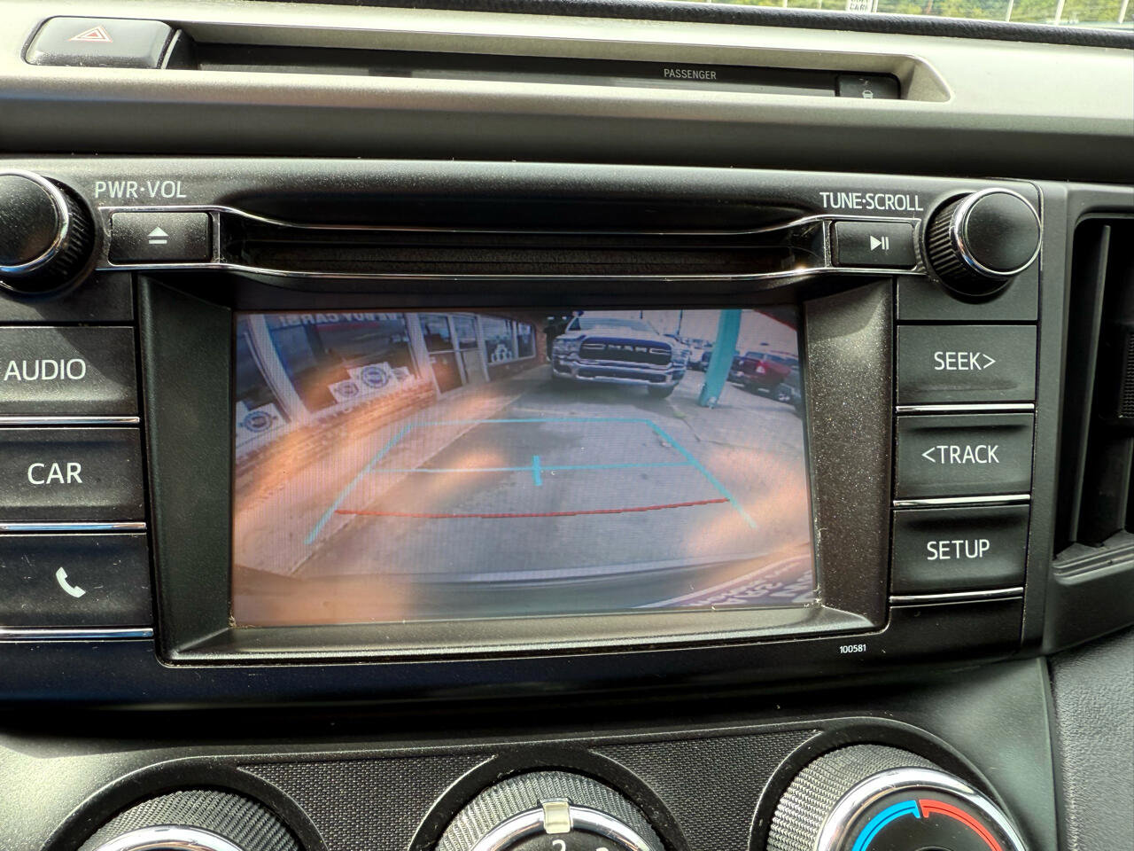 Used 2016 Toyota RAV4 LE image 10