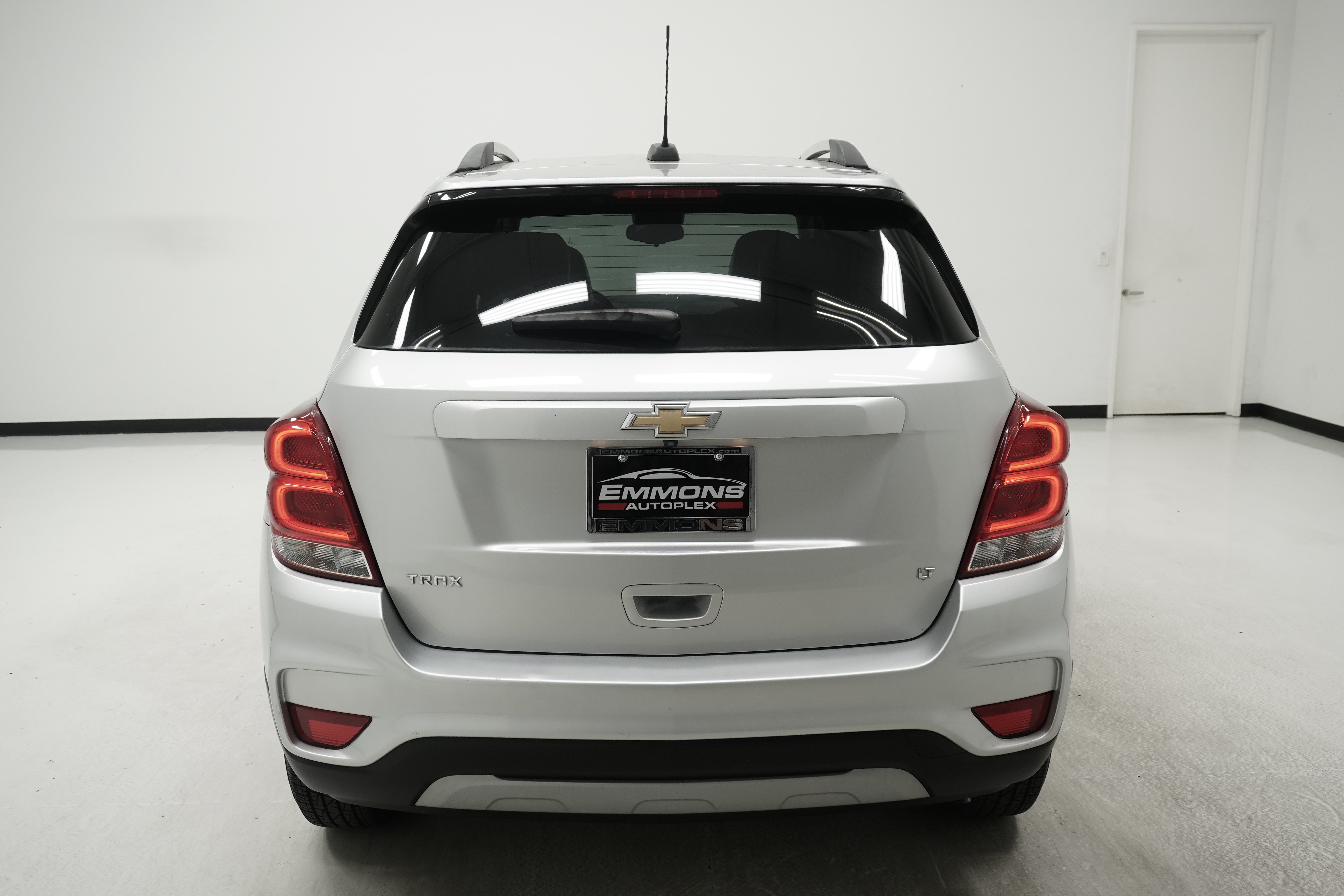 Used 2019 Chevrolet Trax LT w/ LT Convenience Package FWD image 5