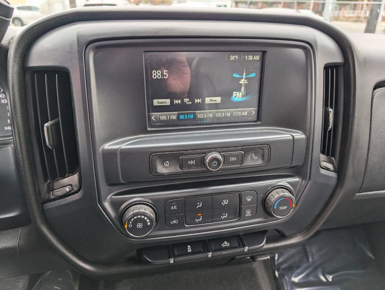 Used 2017 Chevrolet Silverado 1500 Custom w/ Custom Convenience Package RWD image 22