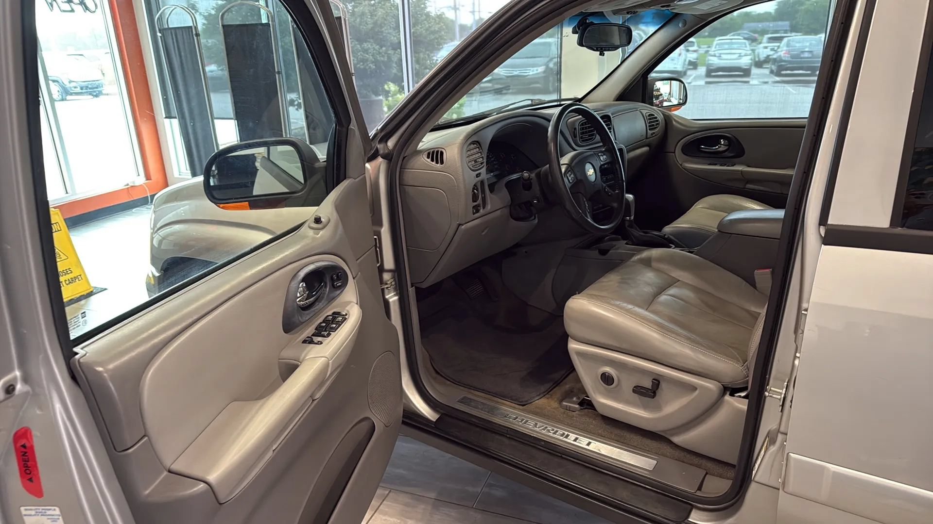 Used 2005 Chevrolet TrailBlazer LT RWD image 13