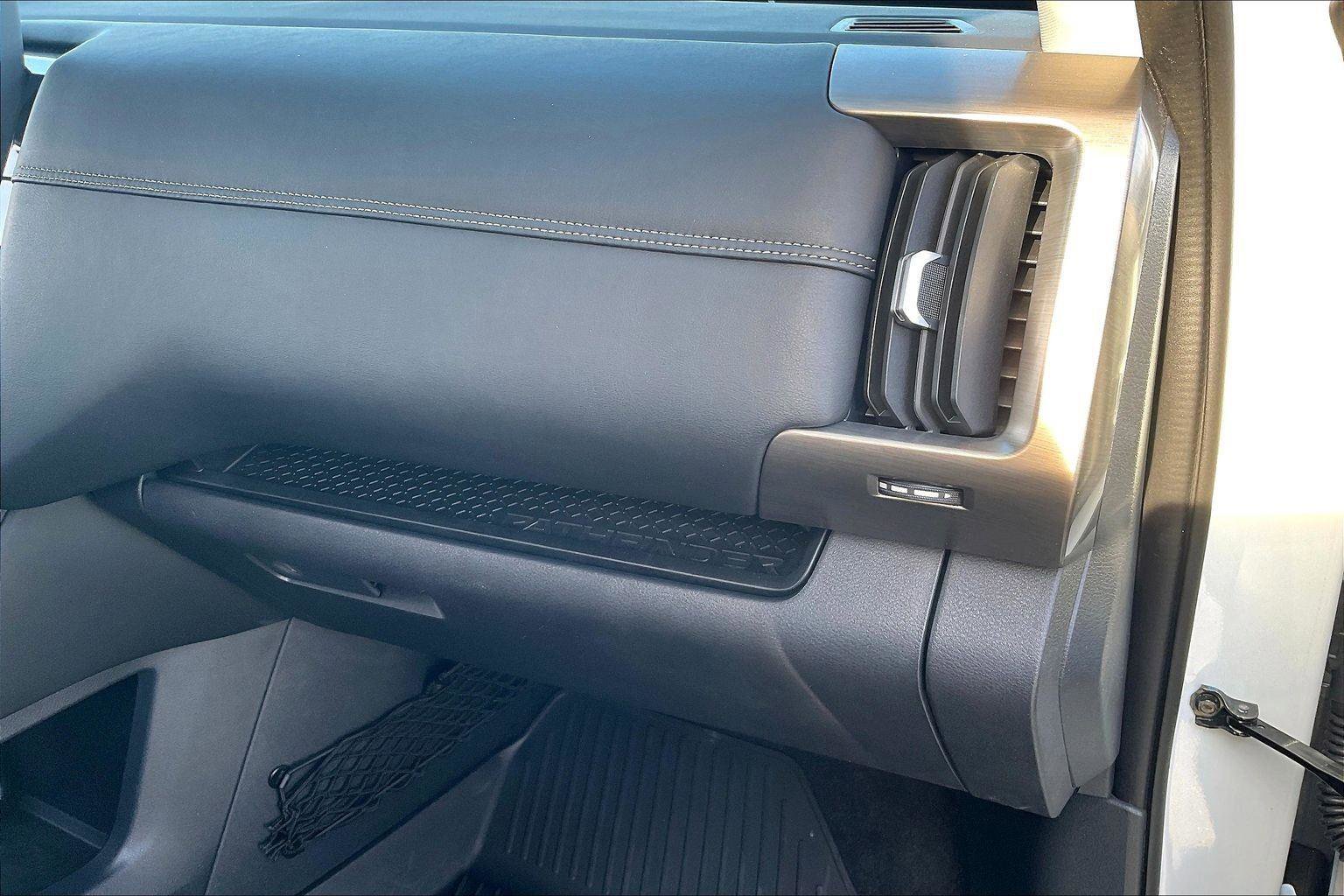 Certified 2024 Nissan Pathfinder Platinum w/ Cargo Package image 18